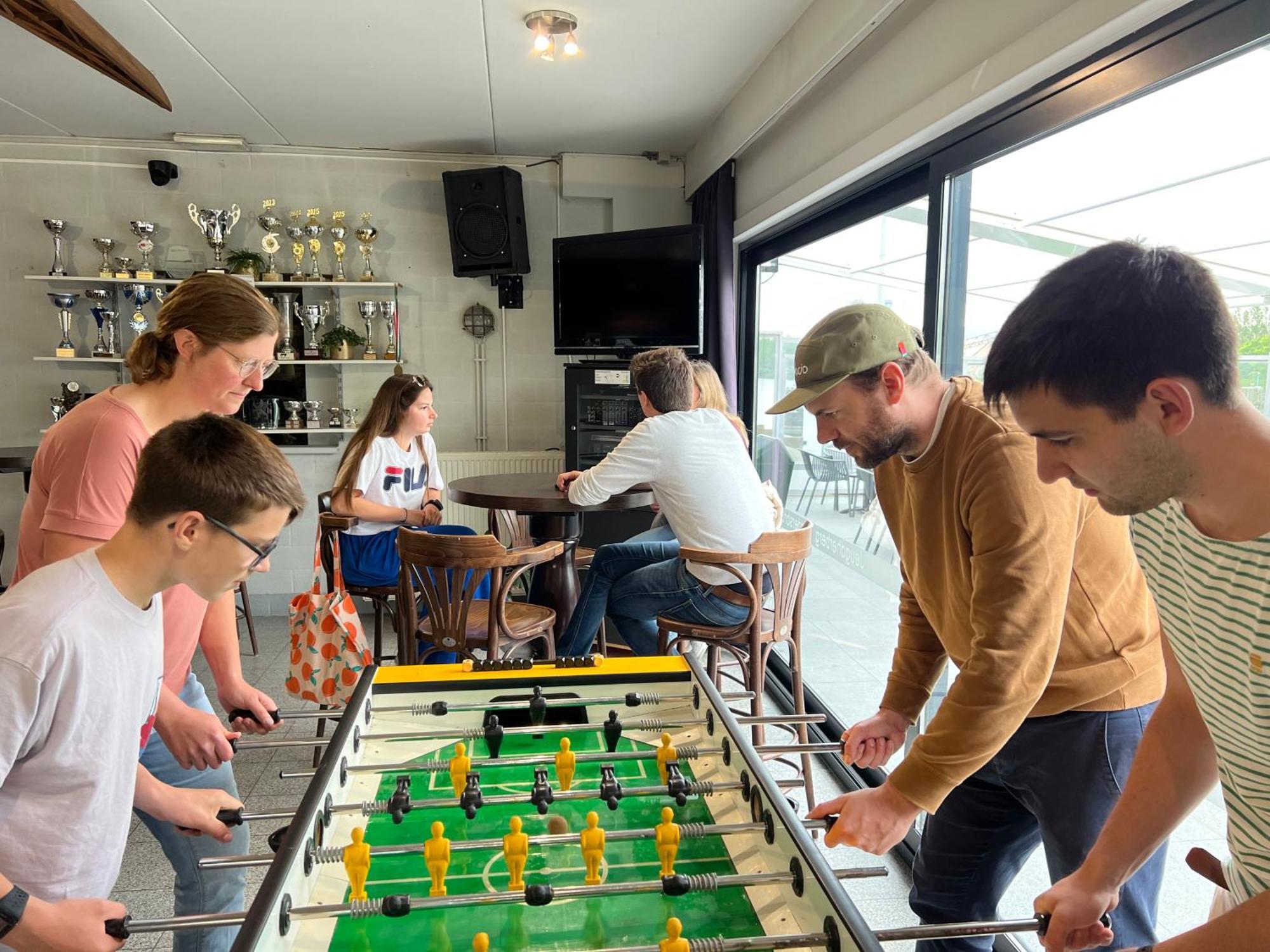 Herdersbrug Youth Hostel Bruges Esterno foto