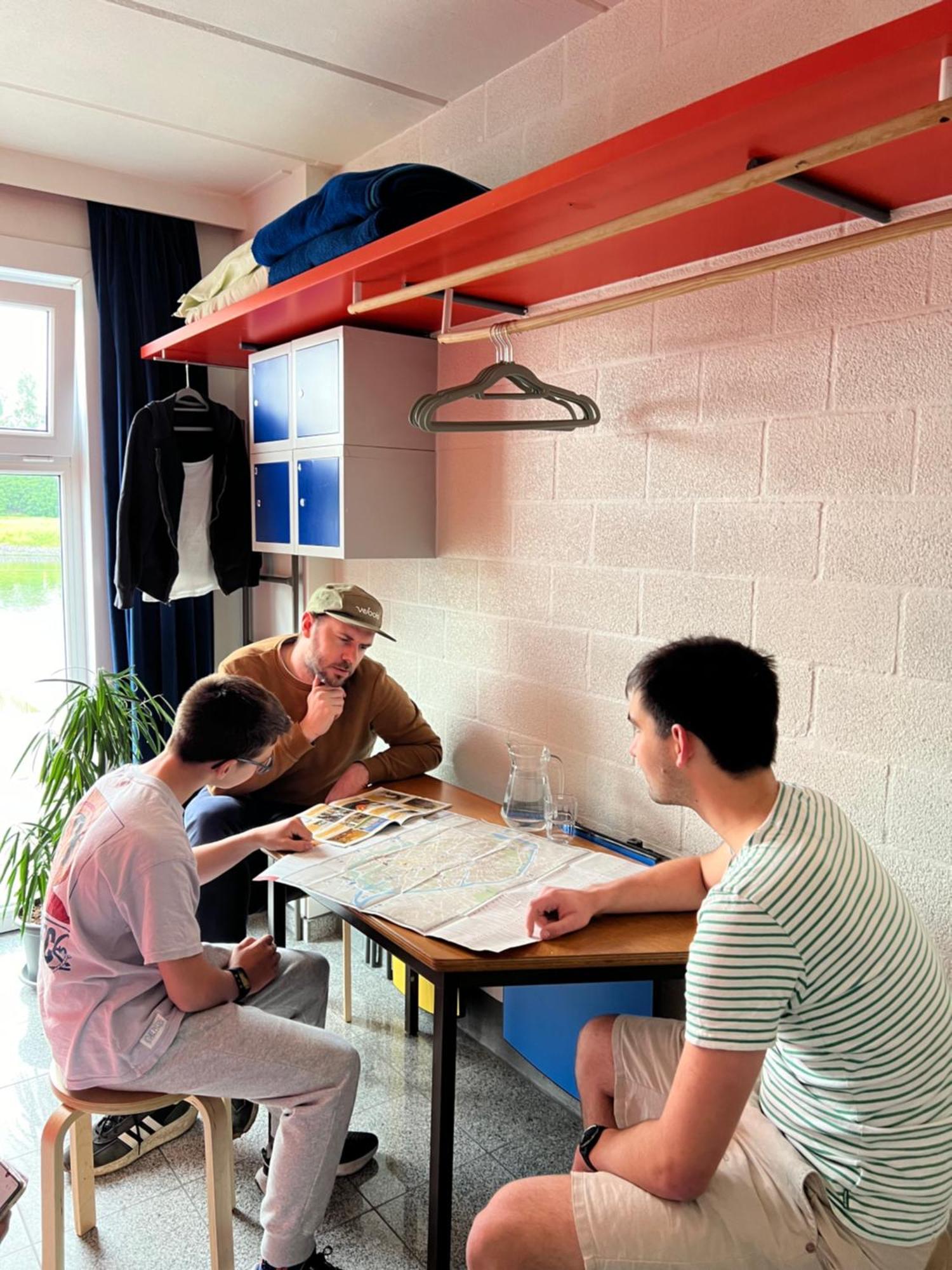 Herdersbrug Youth Hostel Bruges Esterno foto