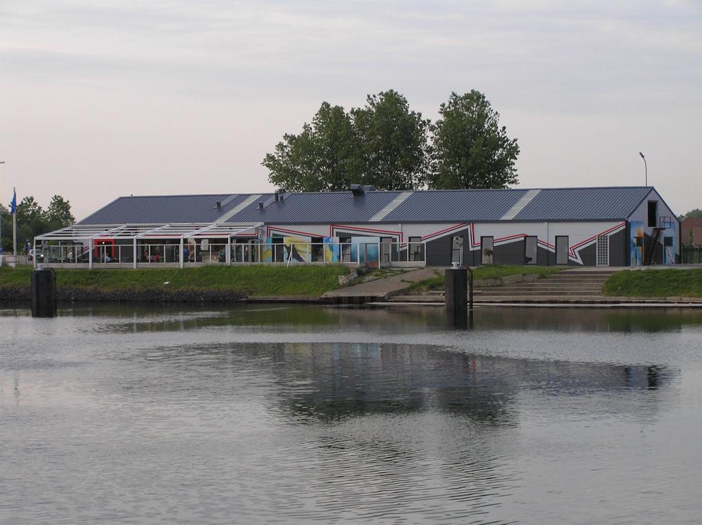 Herdersbrug Youth Hostel Bruges Esterno foto